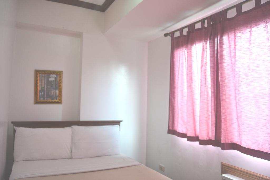 Isabelle Royale Paranaque Paranaque City Экстерьер фото