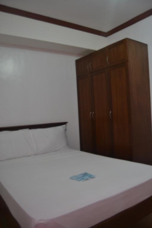 Isabelle Royale Paranaque Paranaque City Экстерьер фото