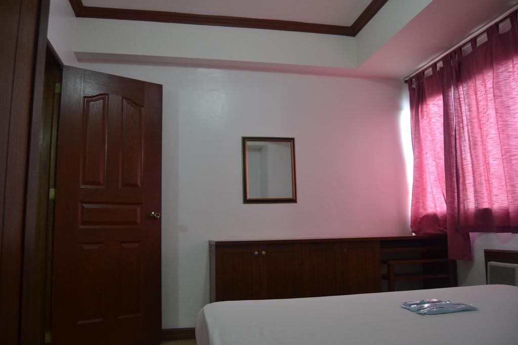 Isabelle Royale Paranaque Paranaque City Экстерьер фото