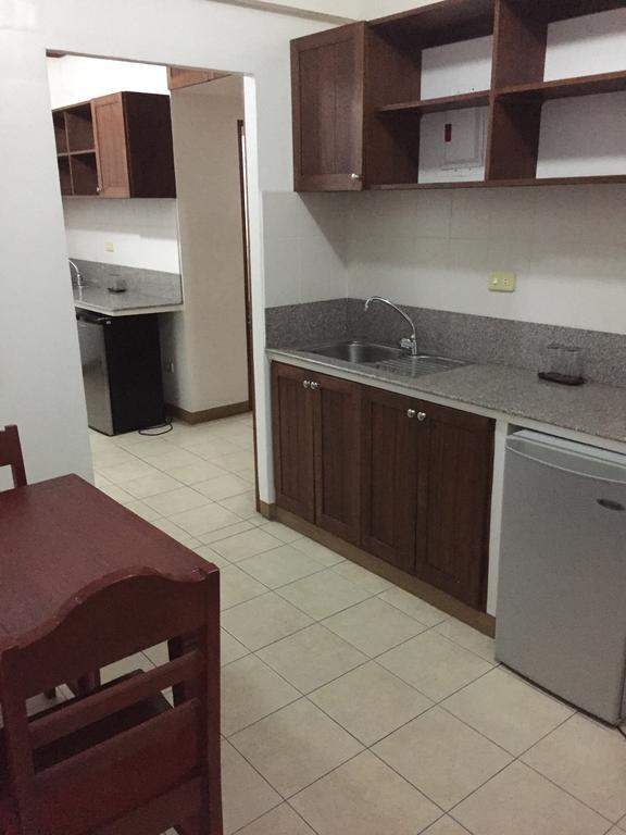 Isabelle Royale Paranaque Paranaque City Экстерьер фото