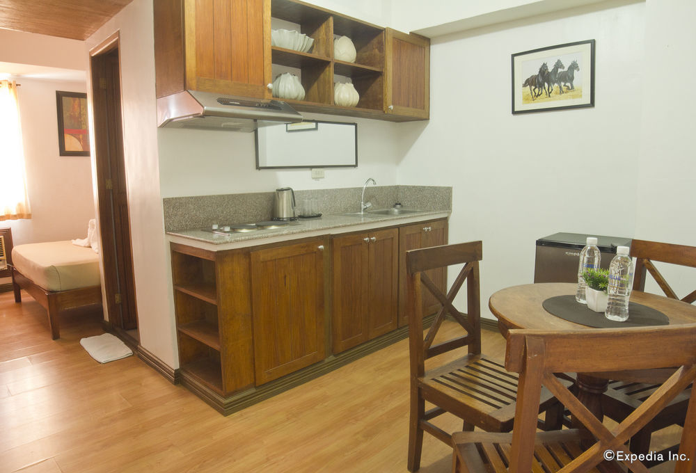 Isabelle Royale Paranaque Paranaque City Экстерьер фото