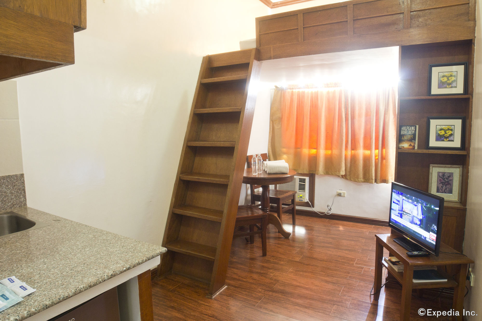 Isabelle Royale Paranaque Paranaque City Экстерьер фото